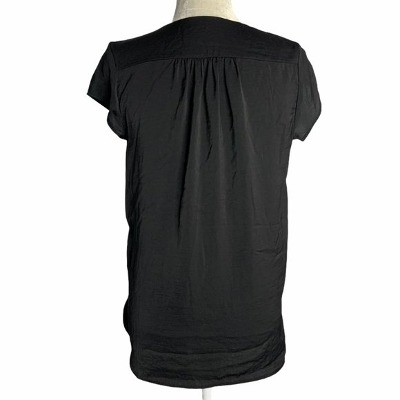 H&M Black Silky V Neck Cap Sleeve Top 43PE - Picture 4 of 5